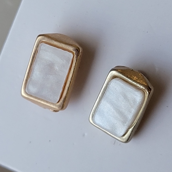 Pearlescent Gold Faux Mother of Pearl Rectangular Stud Earrings - Picture 4 of 7